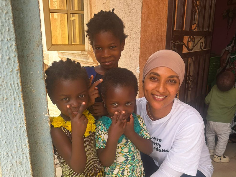 Revera Foundation volunteers helping community